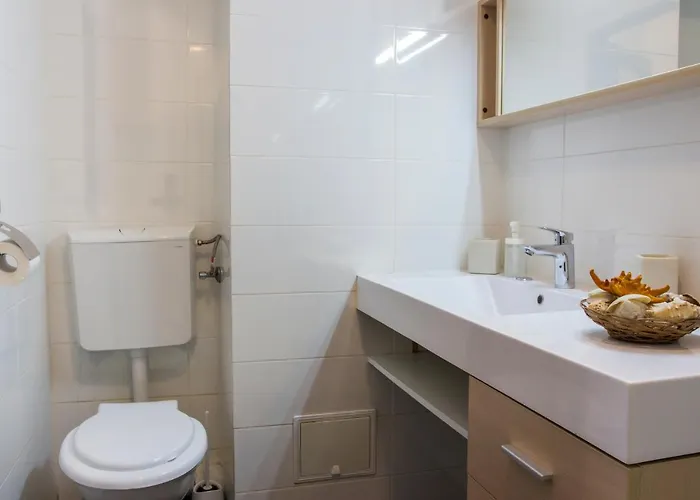 Tineretului 20 By Mrg Apartmán *